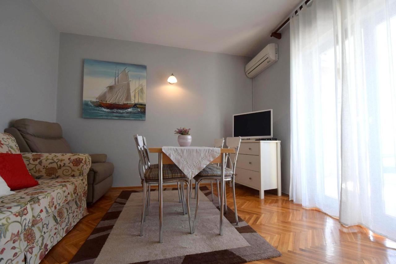Apartment Mila Malinska Kültér fotó
